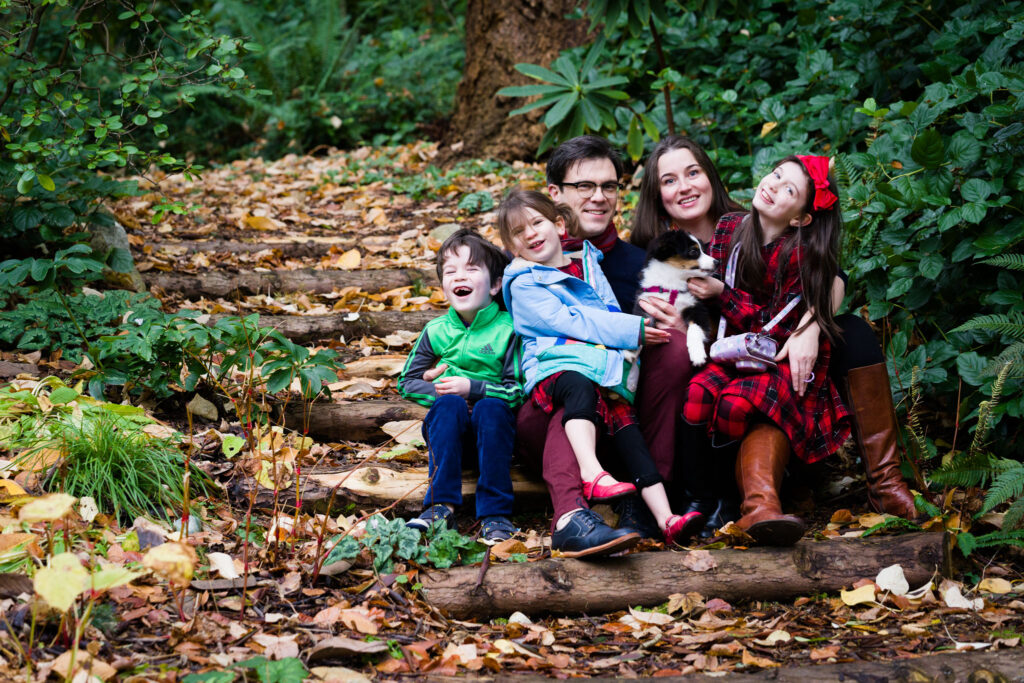 Holiday family shoot at Dunn Gardens Seattle